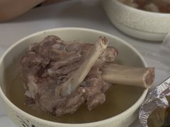大骨头-周震馄饨