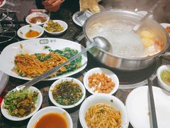 -八合里牛肉火锅(新洲店)