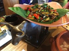 -云海肴·汽锅鸡·云南菜(天山百盛优客店)