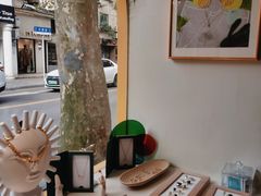 -LADY FAFA(巨鹿路陕西南路路口店)