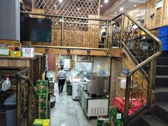 大堂-老东镇啤酒屋海鲜加工·蒸汽海鲜·海鲜烧烤(台东店)