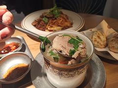 喀什缸缸肉-纳鲁孜·新疆特色餐厅(上海悦荟广场店)