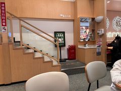 -华记煲仔华·煲仔饭(市桥易发店)