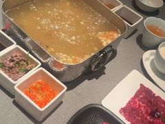 -左庭右院鲜牛肉火锅黑金店(陆家嘴中心店)
