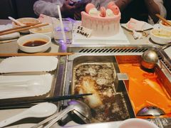 -海底捞火锅(新松江路店)