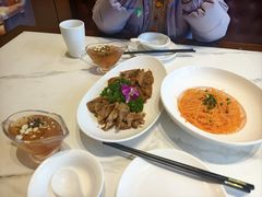 -梅利汴京烤鸭•开封豫菜地标店(东大街店)