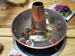 清汤锅底-清真·海清斋铜锅涮肉牛羊肉小炒泡馍(大雁塔店)