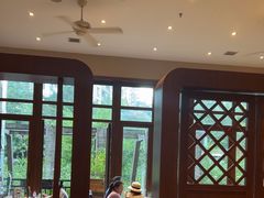 -黔蘑菇四季餐厅(观山湖店)