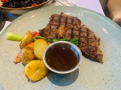 安格斯牛西冷牛排-乐意坊Alla Torre意大利手工披萨(陆家嘴旗舰店)