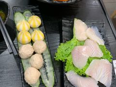 -呷哺呷哺(哈尔滨红博购物广场店)