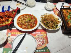 -辣小妮de川菜馆(红旗Mall店)