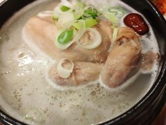 -长寿参鸡汤(朝韩风情街店)