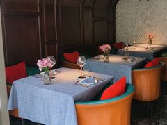 -弦月窗LUNETTE BY AMANDA(复兴路店)