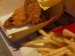 -麦当劳(海岸城店)