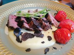 -JINNS锦时 steak&pizza(浸信会礼拜堂旧址店)
