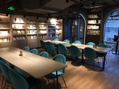 -光海书局(南京东路第一百货店)