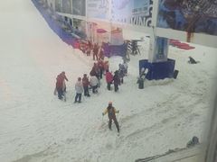 -乔波室内滑雪场