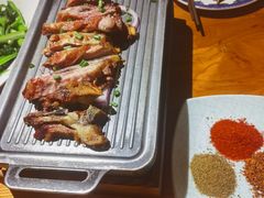 -娜仁图雅蒙古美食村(33小镇店)