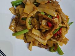 鲜笋炒毛肚-雅和生态渔庄·宜城锅巴饭(龙灵山公园店)