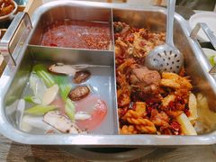 -鸡遇虾煲干锅火锅(小寨金莎店)