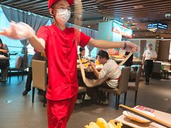 -海底捞火锅鲜切牛肉主题店(长寿路店)