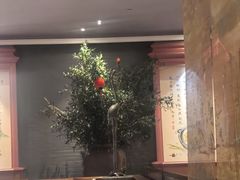 -八府香鸭·啫啫煲(华山路店)