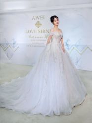 -LOVE SHINE婚纱·红鼎庄龙凤褂·妈妈装定制