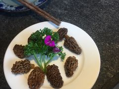 -大匠工房古船木艺术餐厅·猪肚鸡专门店(长白仙岛店)