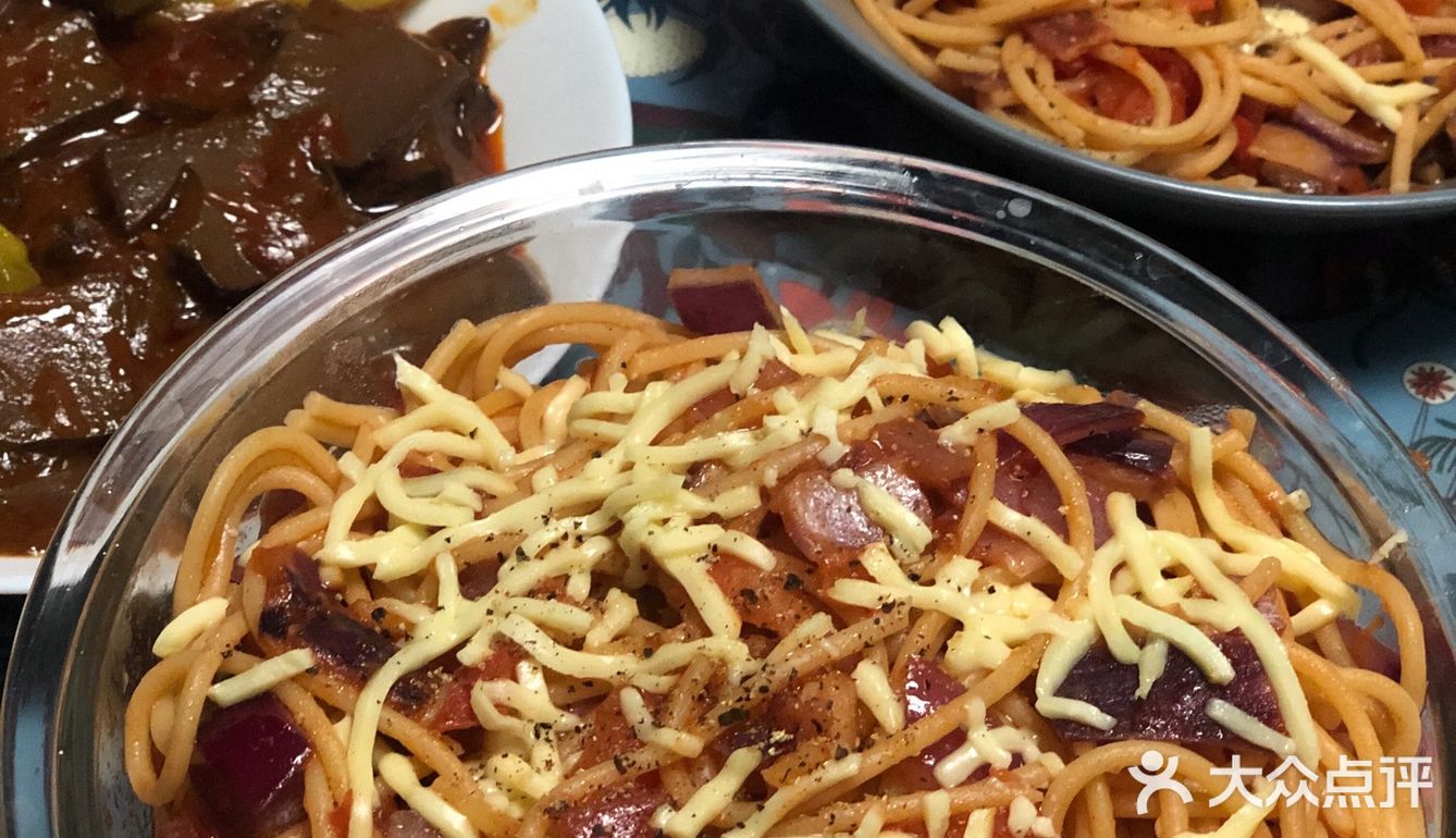 晚餐 | Spaghetti配泡椒鸭血