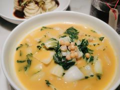 豆汤奶白菜-初蓉丨遇见新川菜(亲贤街荣耀店)