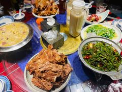 -95号酱骨·一块豆腐(展春园西路店)