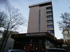 -麦当劳(南京路2店)