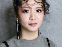 老师风采-金夫人化妆摄影职业培训学校