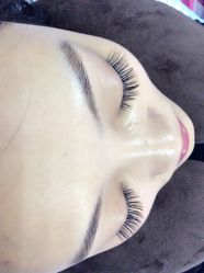 -Yolee雅妮容颜定制美睫·美甲