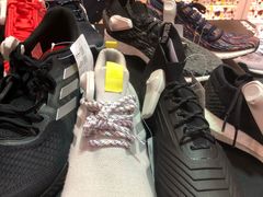 -Adidas(东荟城店)