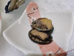 -锤头鲨毛肚海鲜烤肉自助餐厅(国购广场店)