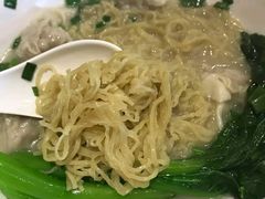 云吞面-香港深井掂檔烧鹅茶餐厅(海韵城店)