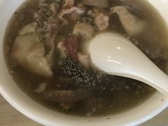 -洪峰浩老北京烧饼夹肉(角门路店)