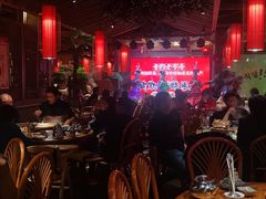 大堂-野山舂·贵州现舂酸汤火锅(鸿通城店)