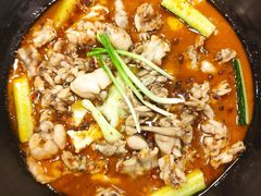 牛蛙故事跳跳蛙-牛蛙故事·湘味跳跳蛙火锅(虎泉店)