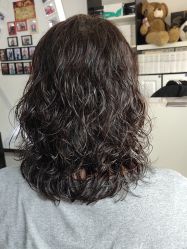 -BUTY HAIR 比帝专业烫染店