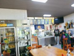 -敖特尔布里亚特美食坊(世纪花苑店)