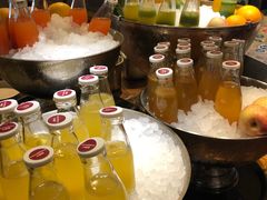 果汁-广州中心皇冠假日酒店-环市食坊·海鲜自助餐厅