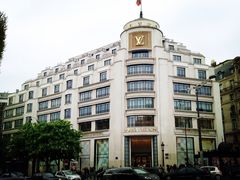 外貌-路易·威登(香榭丽舍大道店)