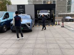 -蔚来中心(北京中关村店)