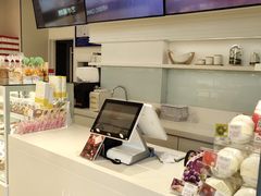 -好利来(高新枫叶广场店)