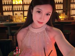 -洛缦音乐餐厅(工业展览馆万象城店)