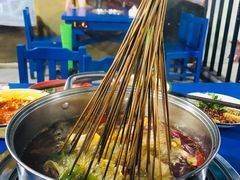 -马路边边麻辣烫(世纪金源店)