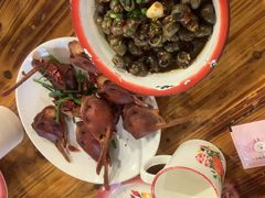 -冶建镜子·老南昌大排档·江西虾王(总店)