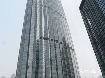 附一有像大时代那样的吃饭的地儿。不过楼里好像没有食堂